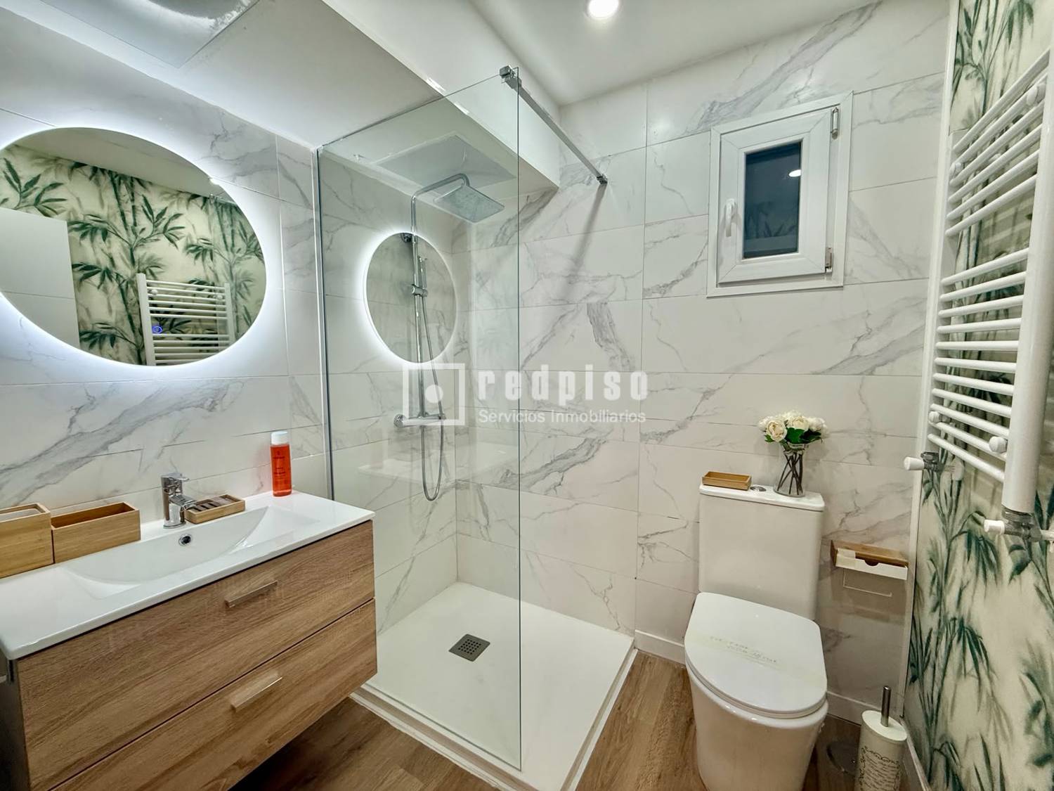 Piso en venta en calle Del Aviador Zorita, Tetuán, Madrid 28/33