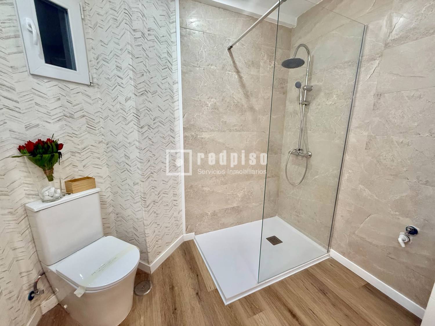 Piso en venta en calle Del Aviador Zorita, Tetuán, Madrid 26/33