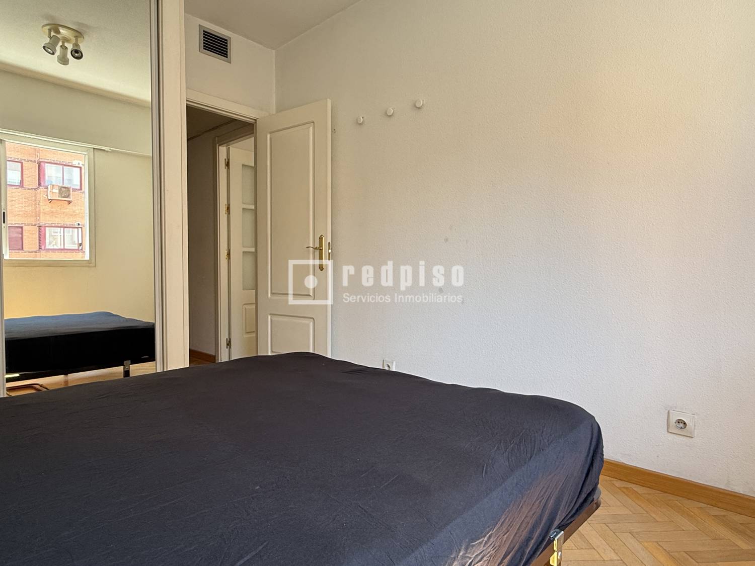 Piso en venta en calle De Julián Camarillo, San Blas-canillejas, Madrid 14/28