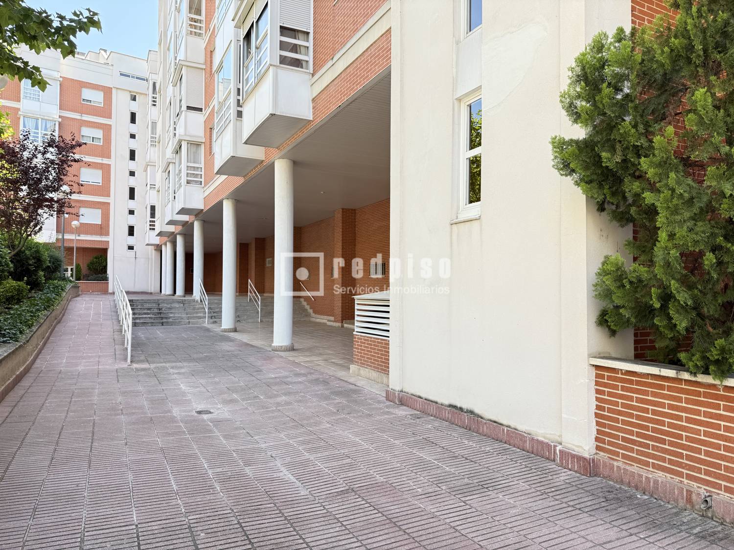 Piso en venta en calle De Julián Camarillo, San Blas-canillejas, Madrid 28/28