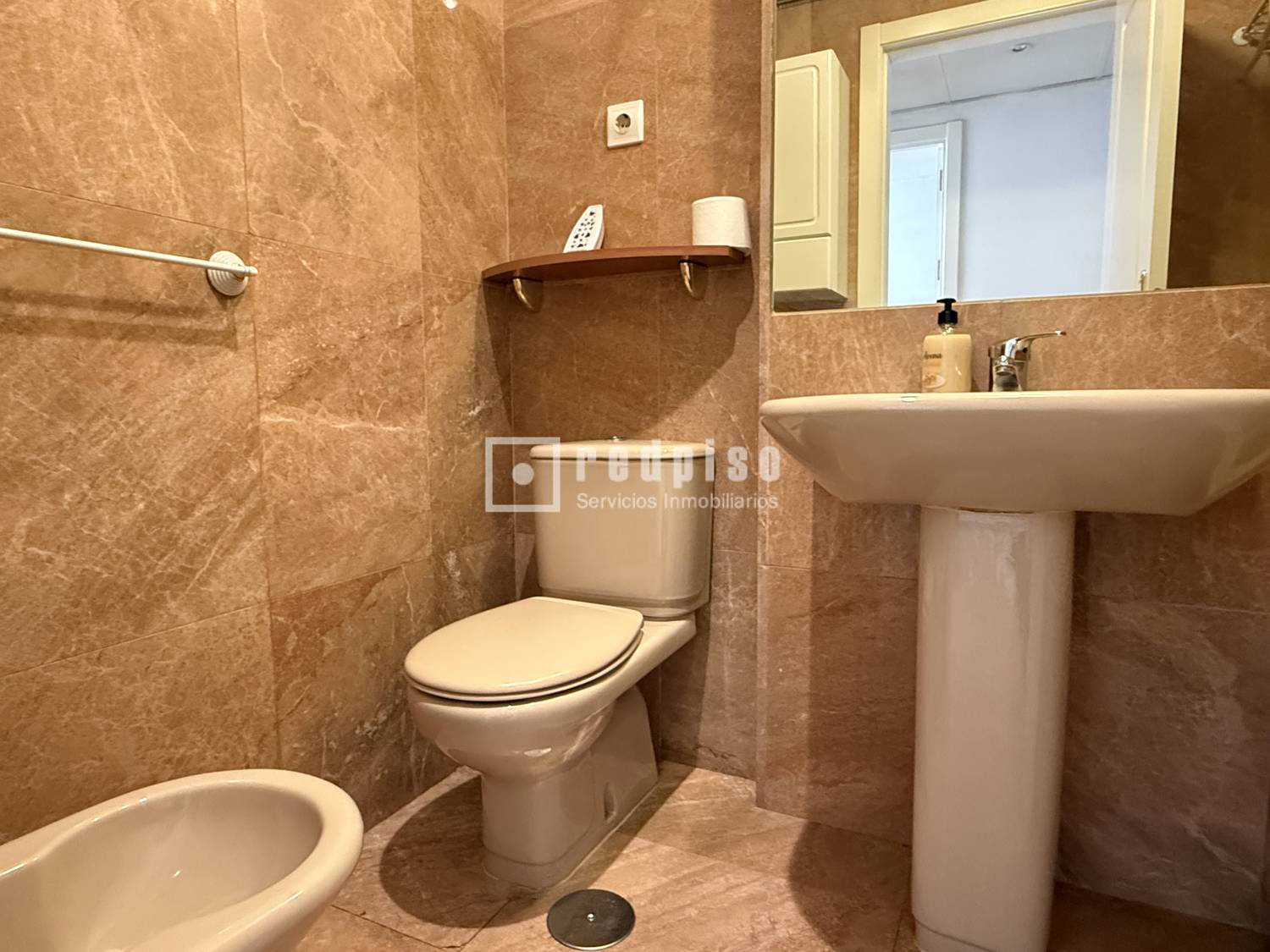 Piso en venta en calle De Julián Camarillo, San Blas-canillejas, Madrid 15/28