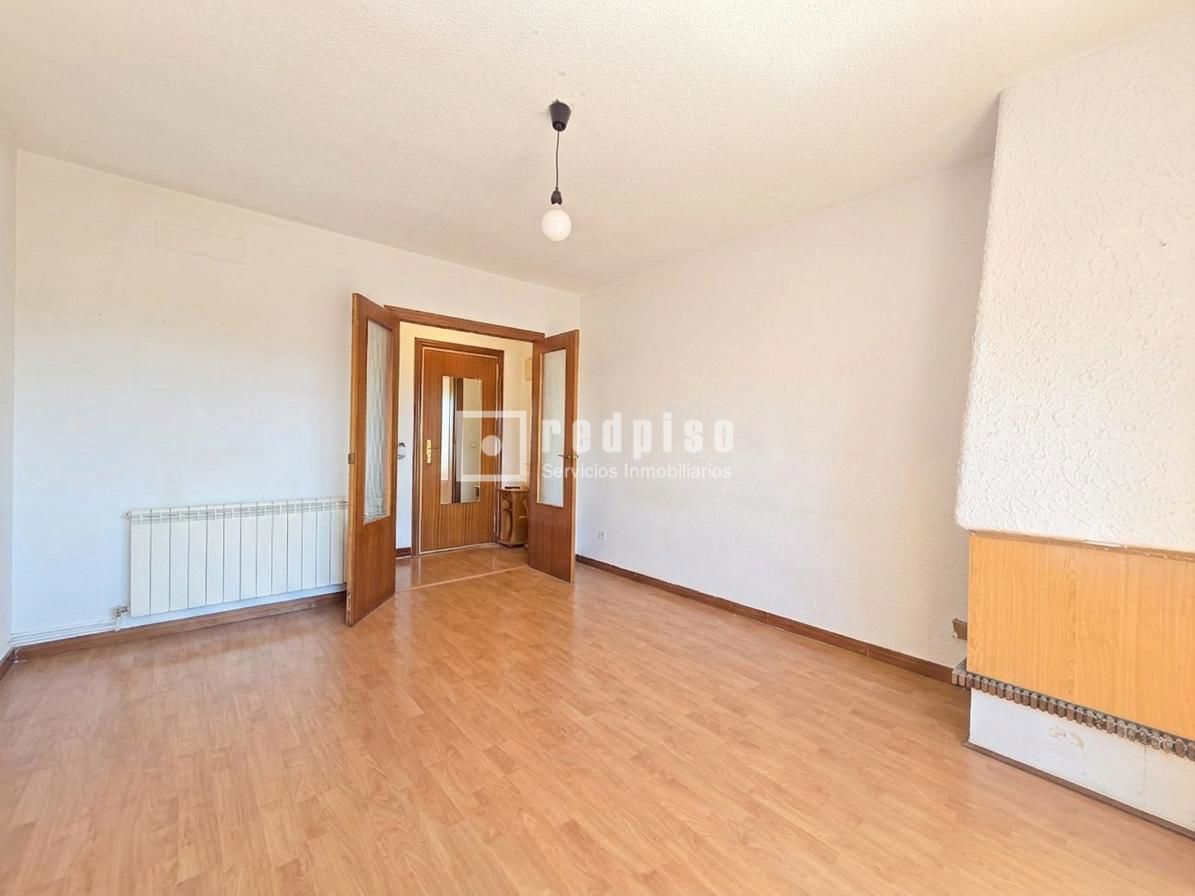 Piso en venta en calle Del Cordel De Los Navarros, Guadarrama, Madrid 5/35