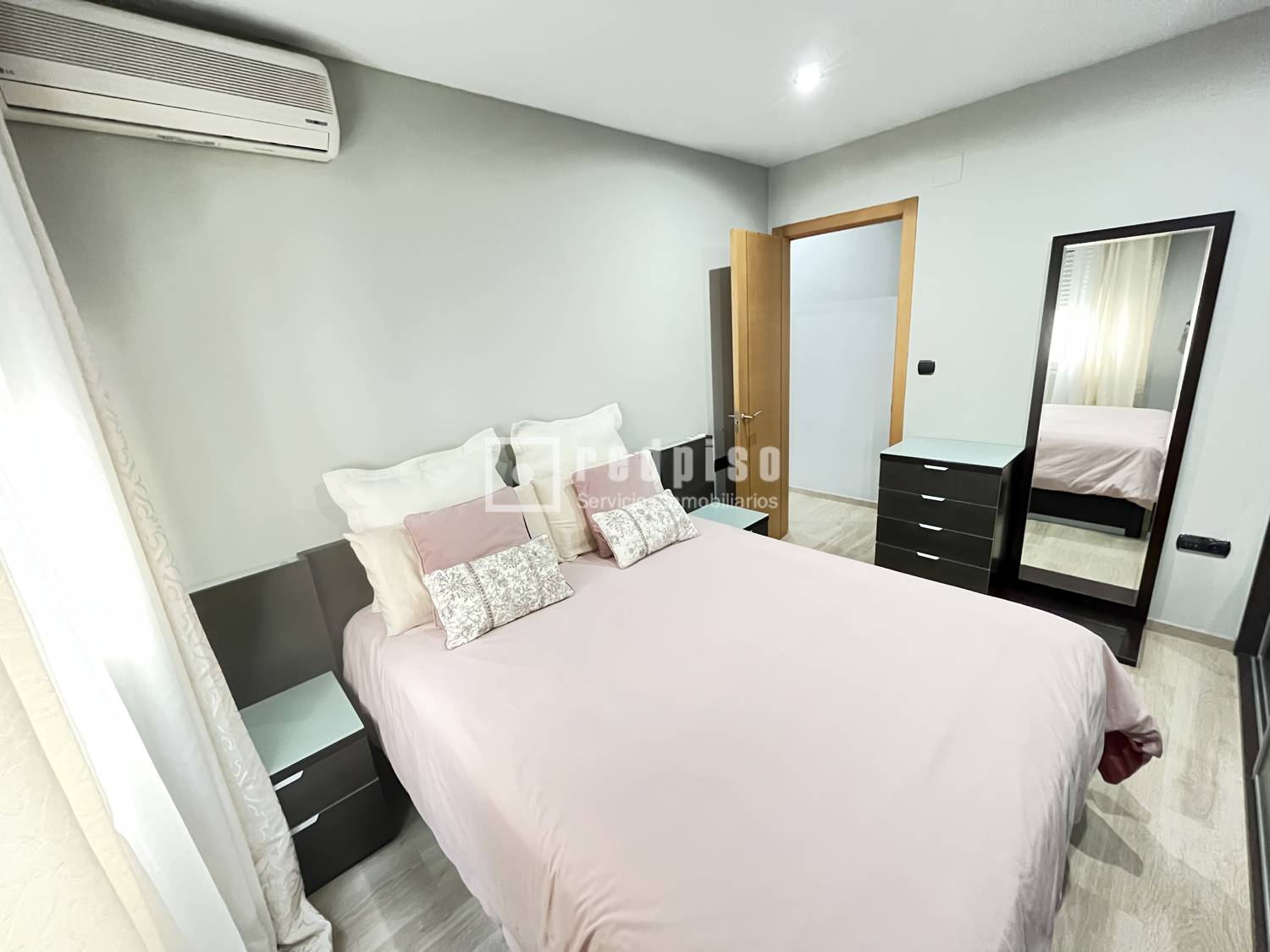 Piso en venta en Cádiz 10/26