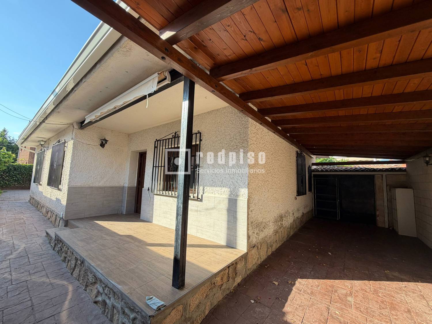 Casa en venta  Alovera, Guadalajara  2/25