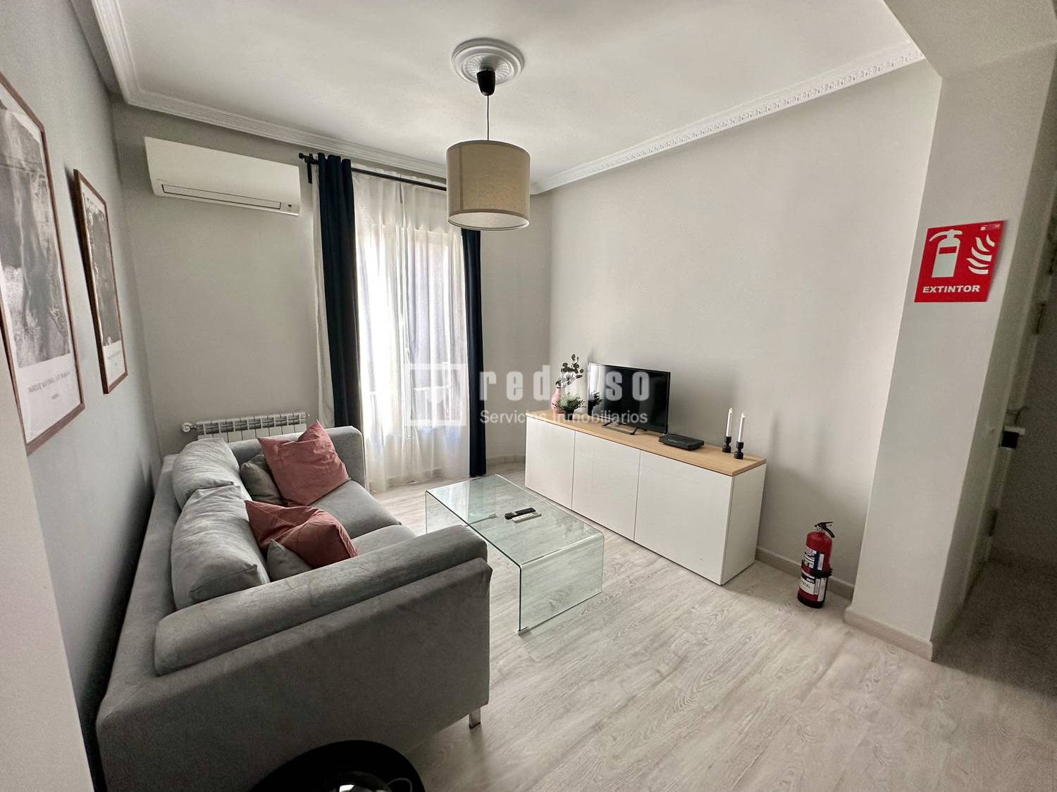 Piso en venta en calle De Daganzo, Madrid, Madrid 2/22