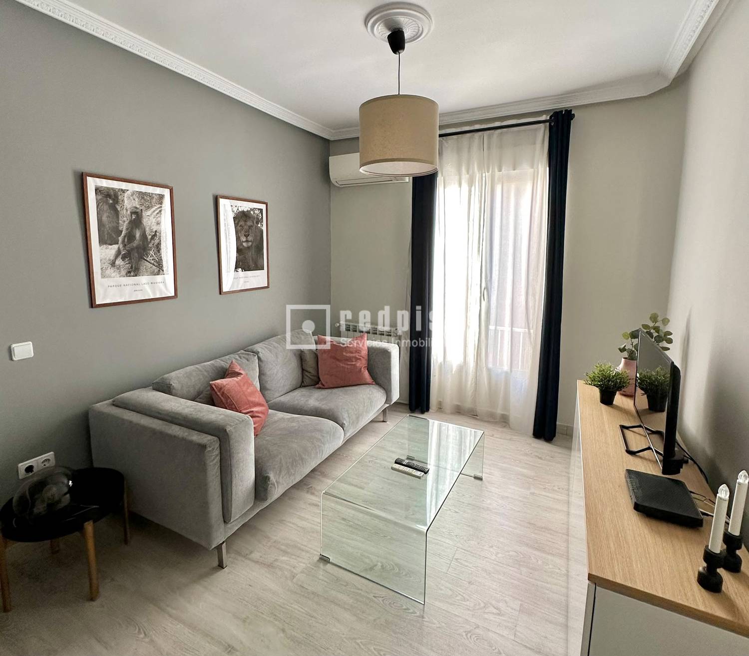 Piso en venta en  calle de Daganzo, Madrid  1/1