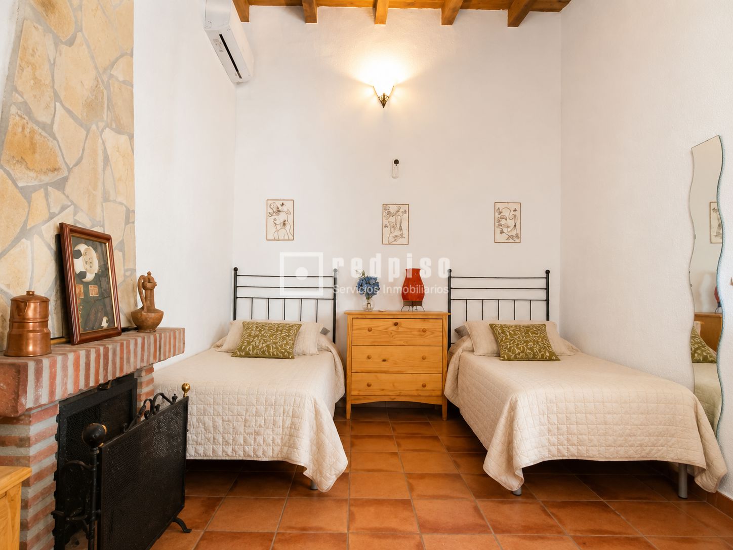 Casa en venta en  El Borge, Málaga  16/20