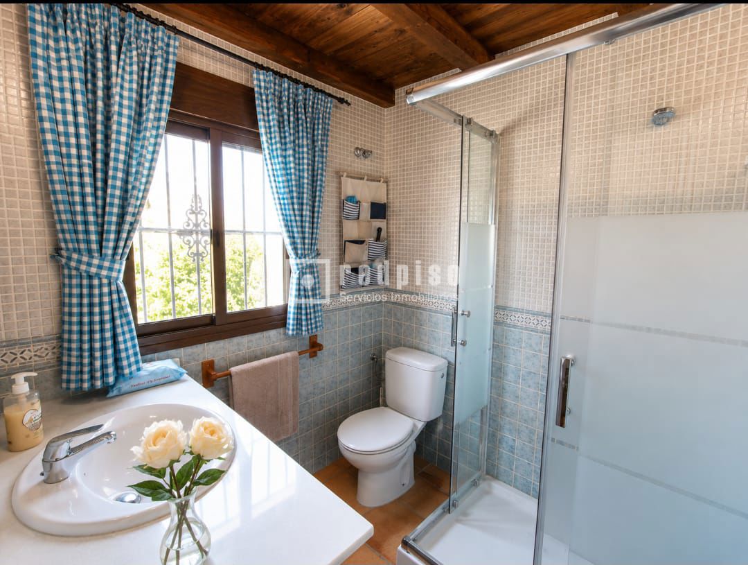 Casa en venta en  El Borge, Málaga  18/20