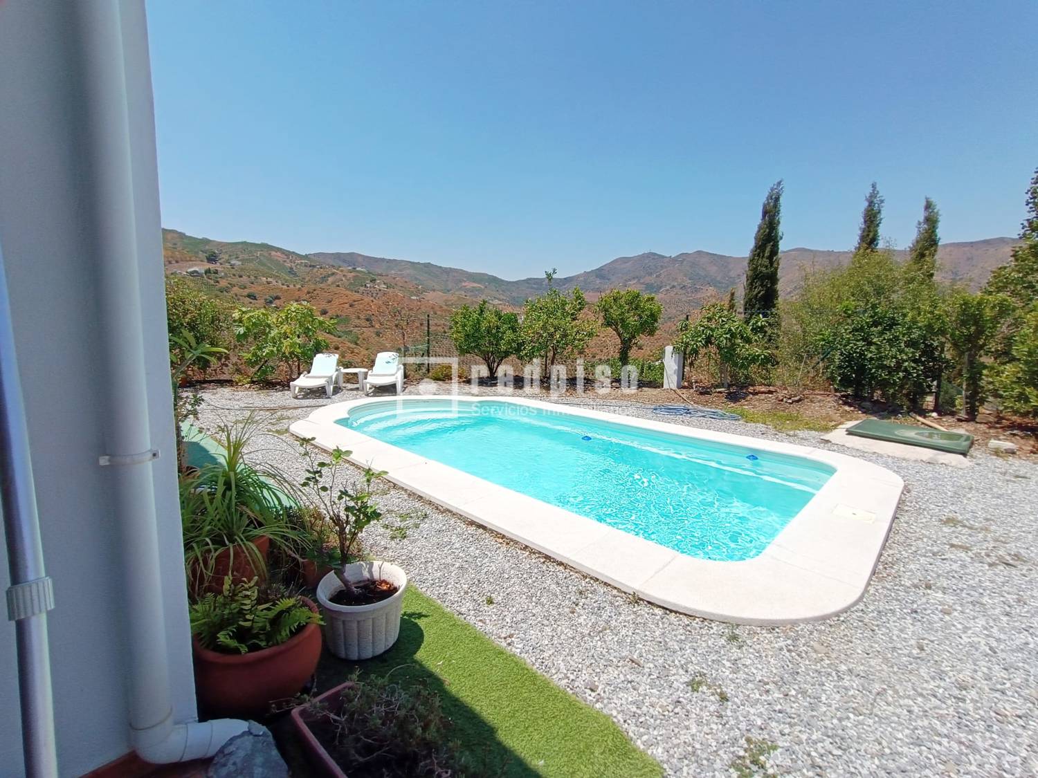 Casa en venta en  El Borge, Málaga  1/20