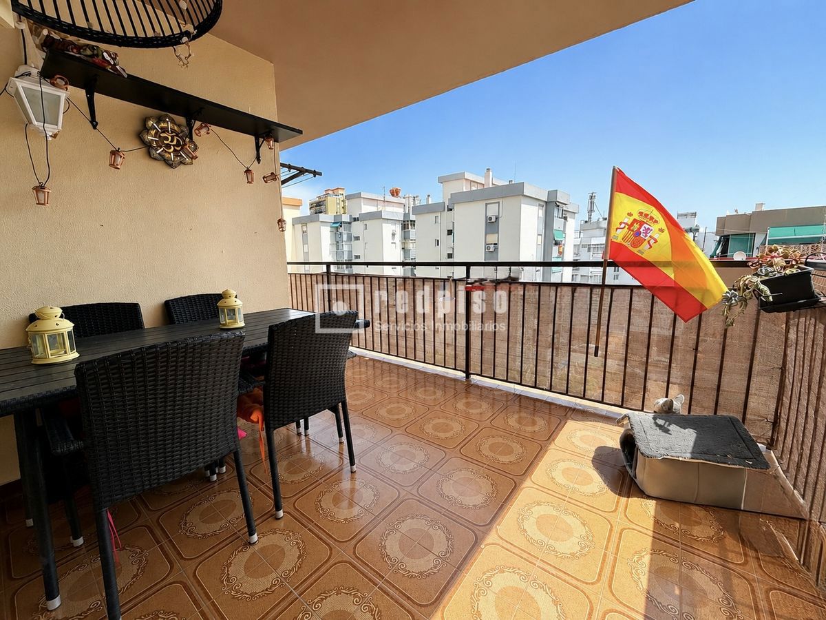 Piso en venta en  calle Montmatre, Torremolinos, Málaga  1/1