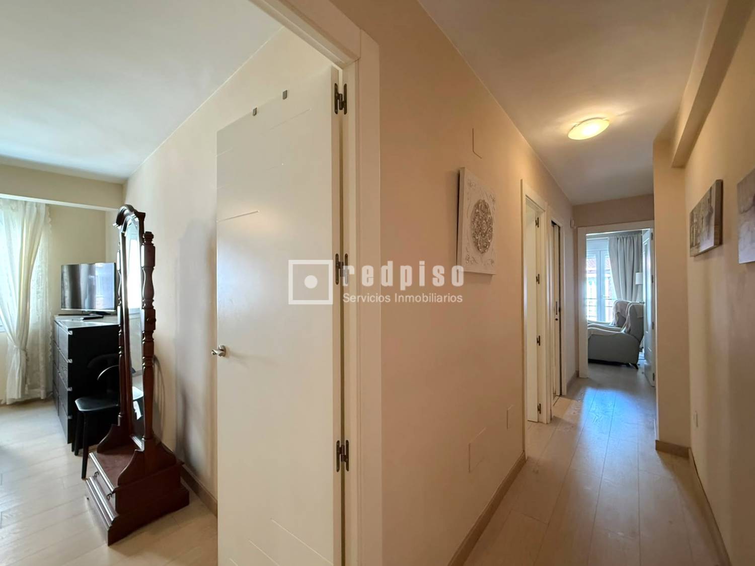 Piso en venta en calle De Los Capuchinos, Distrito Centro, Málaga 6/15