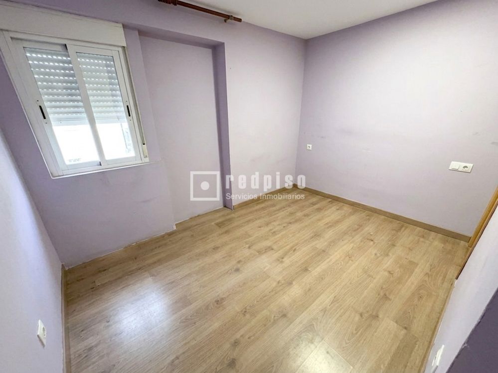 Casa en venta en calle De Uceda, Puente De Vallecas, Madrid 4/6