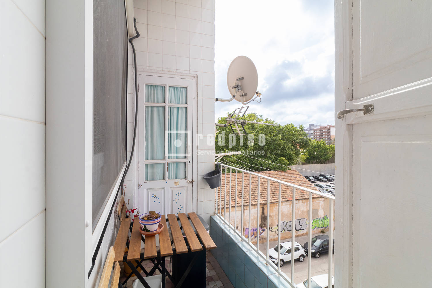 Piso en venta en calle Planàs, Quatre Carreres, Valencia 24/27