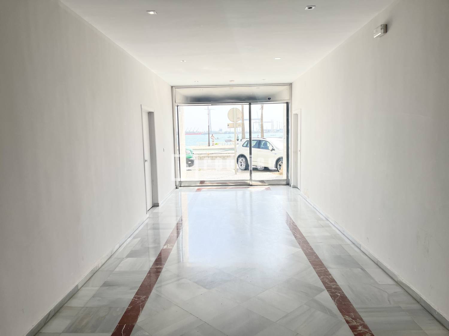 Piso en alquiler en Cádiz 14/16