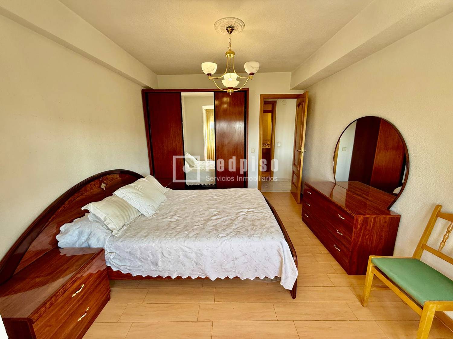 Piso en venta en calle De La Isla De Tavira, Fuencarral-el Pardo, Madrid 6/16