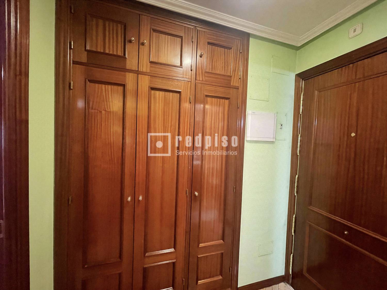 Piso en venta en calle Del Alerce, Madrid, Madrid 16/19