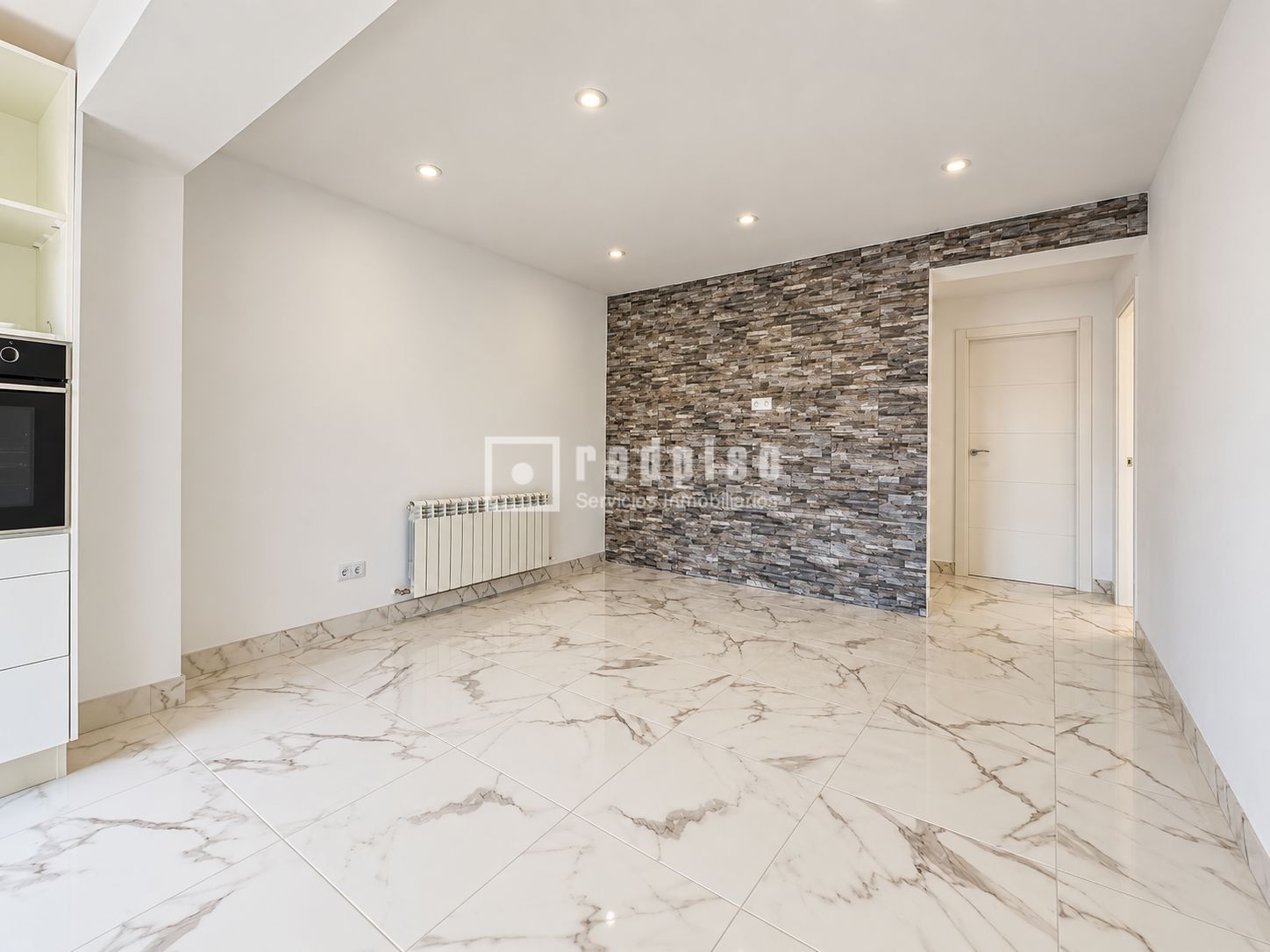 Piso en venta en  calle Perbes, Ferrol, A Coruña  1/1