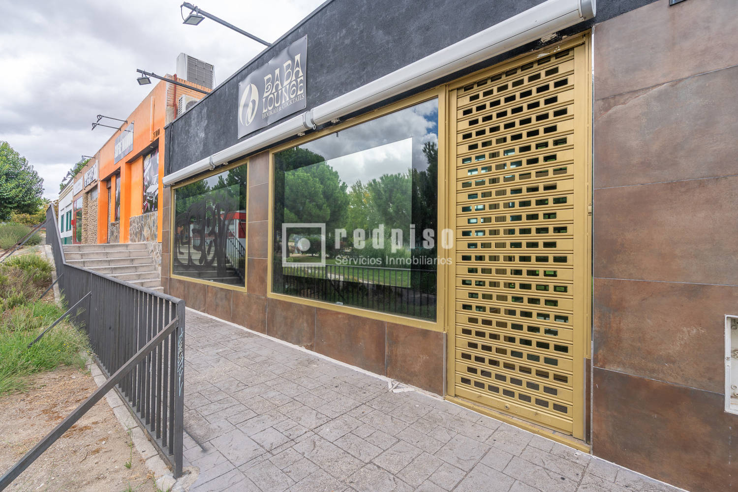 Local en venta en  calle de Extremadura, Arroyomolinos, Madrid  1/10