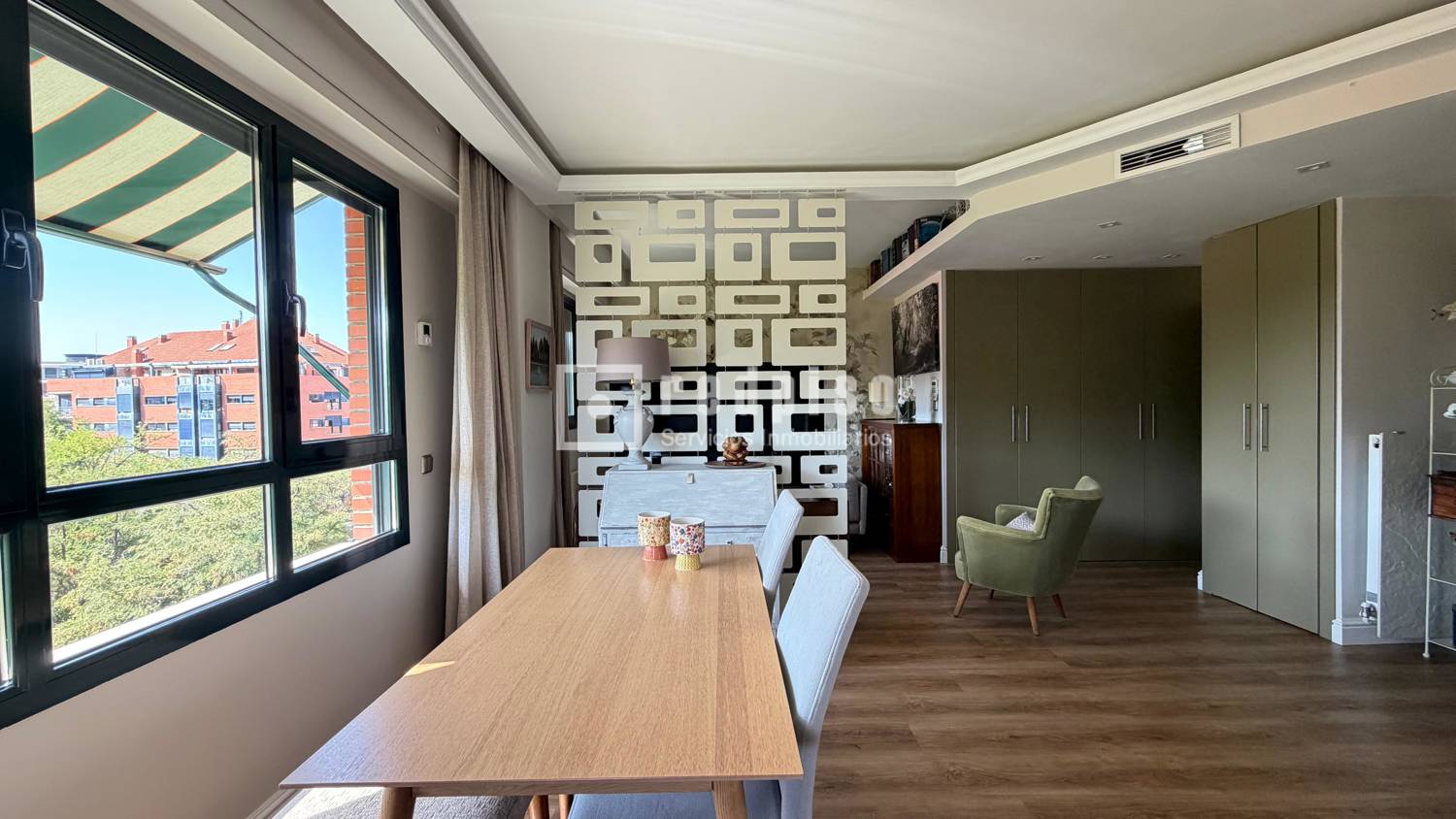 Piso en venta en  calle de Muñopedro, Madrid  1/1