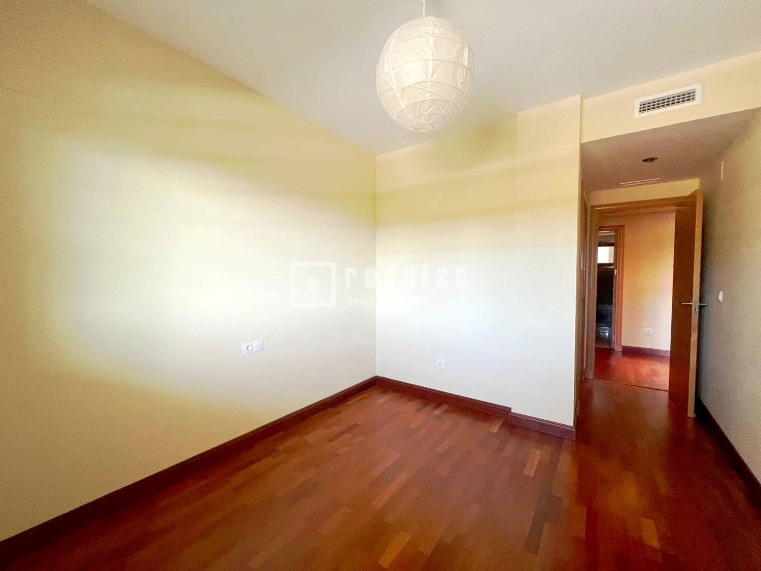 Piso en alquiler en Torremolinos, Málaga 12/24