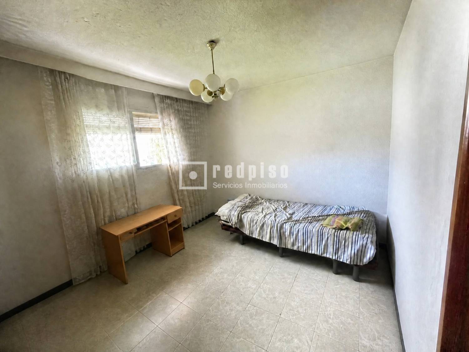 Piso en venta en calle De Camarena, Latina, Madrid 13/23