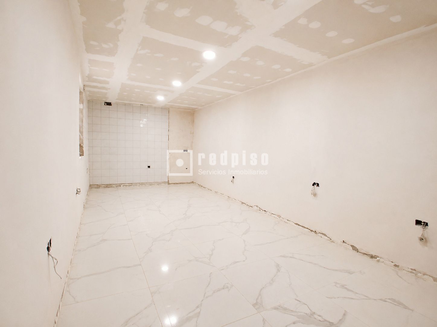Casa en venta en plaza Pescadería, Colmenar, Málaga 11/16