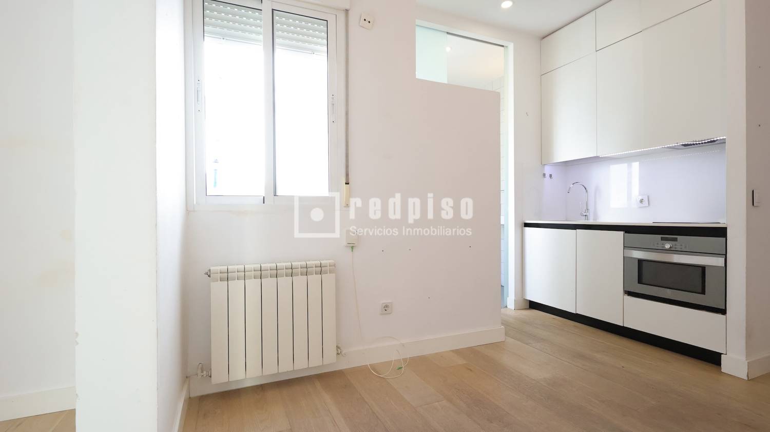 Piso en venta en calle De Fernando El Católico, Madrid, Madrid 3/18