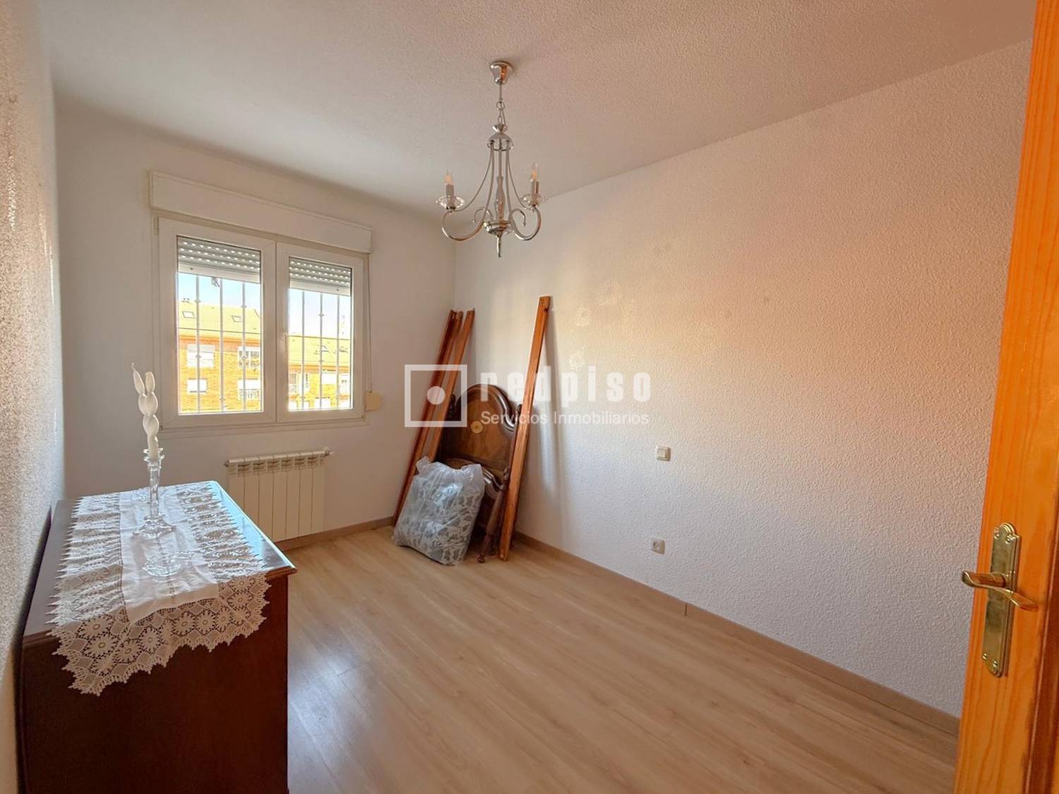 Piso en venta en  Galapagar, Madrid  8/16