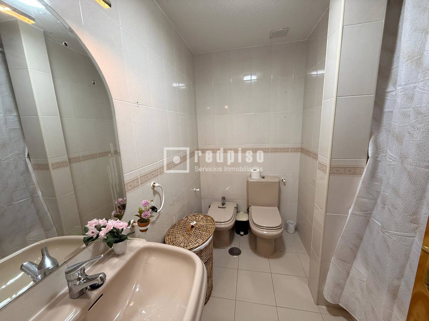 Piso en venta en  Galapagar, Madrid  10/16