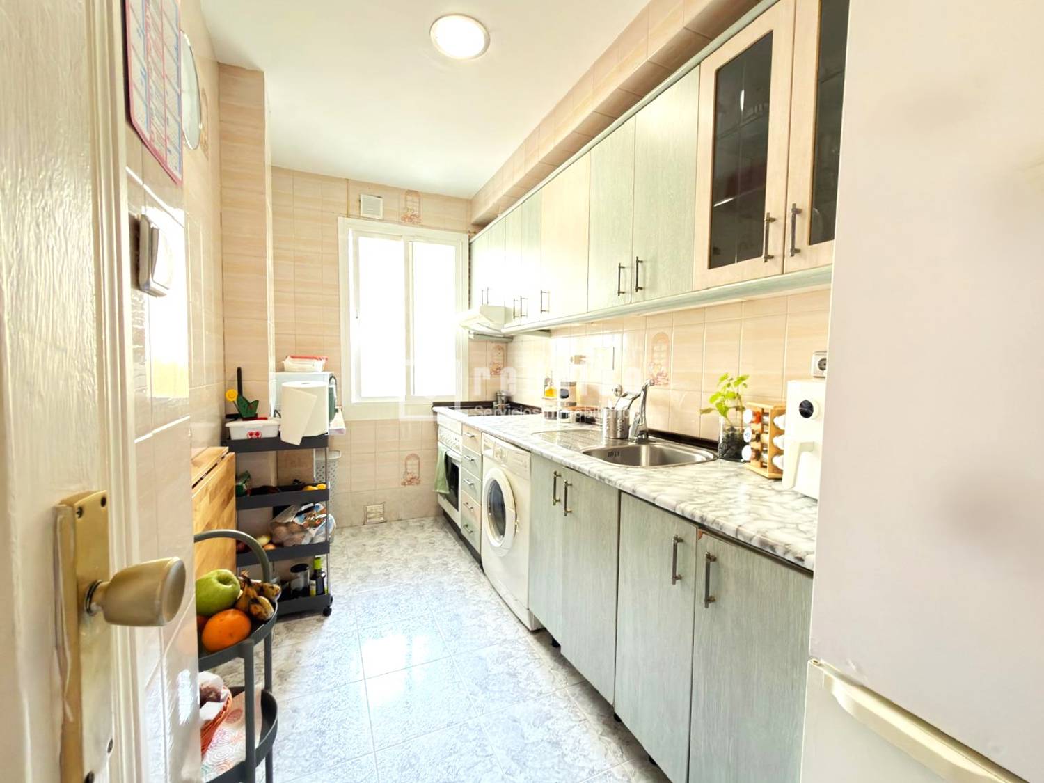 Piso en venta en  calle de la Picaza, Madrid  1/1