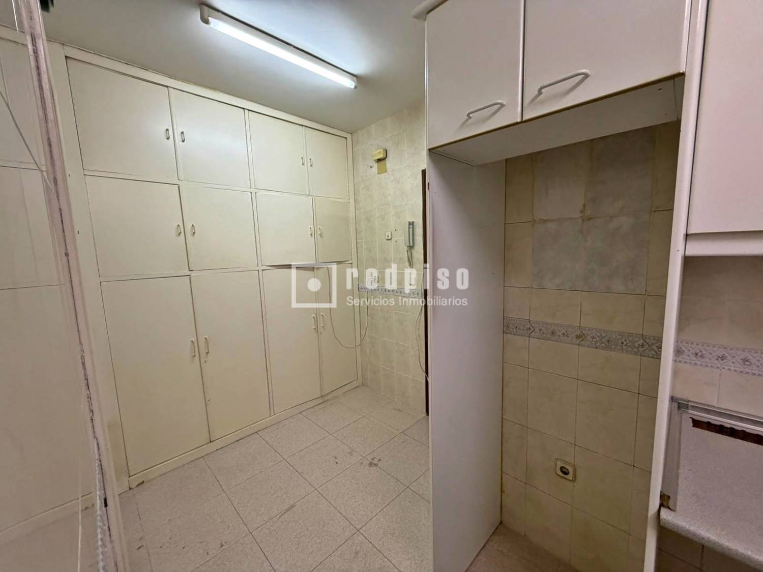 Piso en venta en calle De Cartagena, Madrid, Madrid 14/19