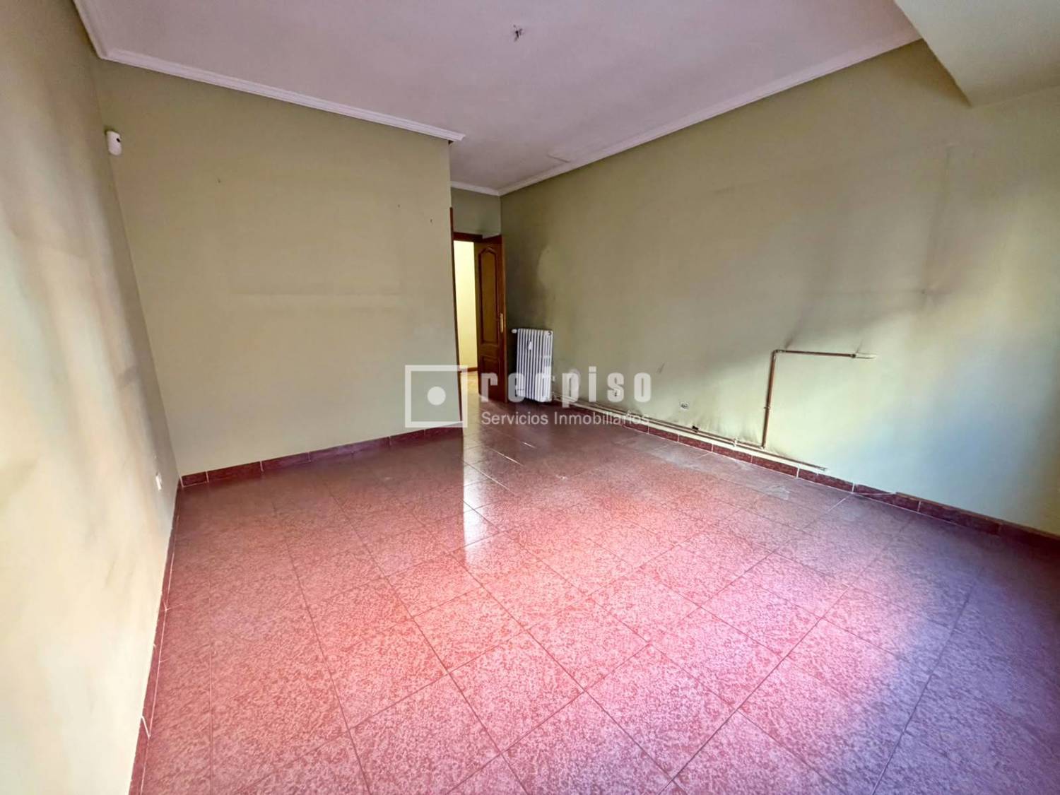 Piso en venta en calle De Cartagena, Madrid, Madrid 9/19