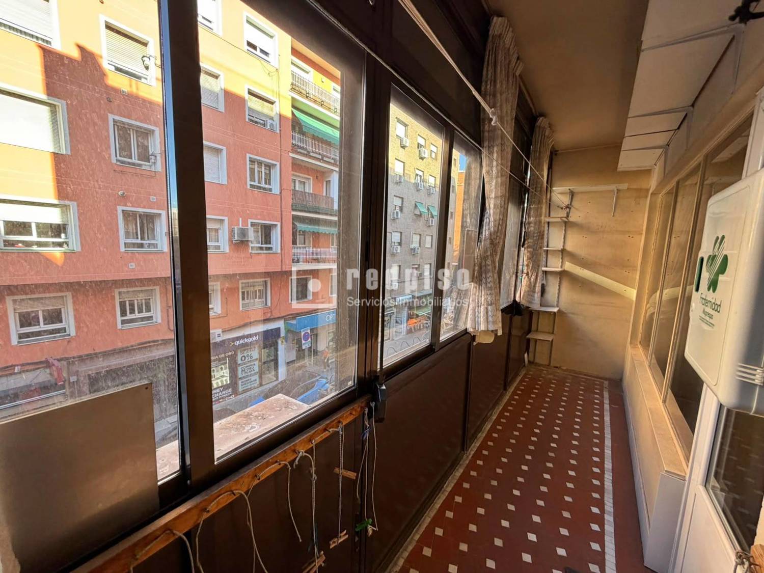 Piso en venta en calle De Cartagena, Madrid, Madrid 4/19