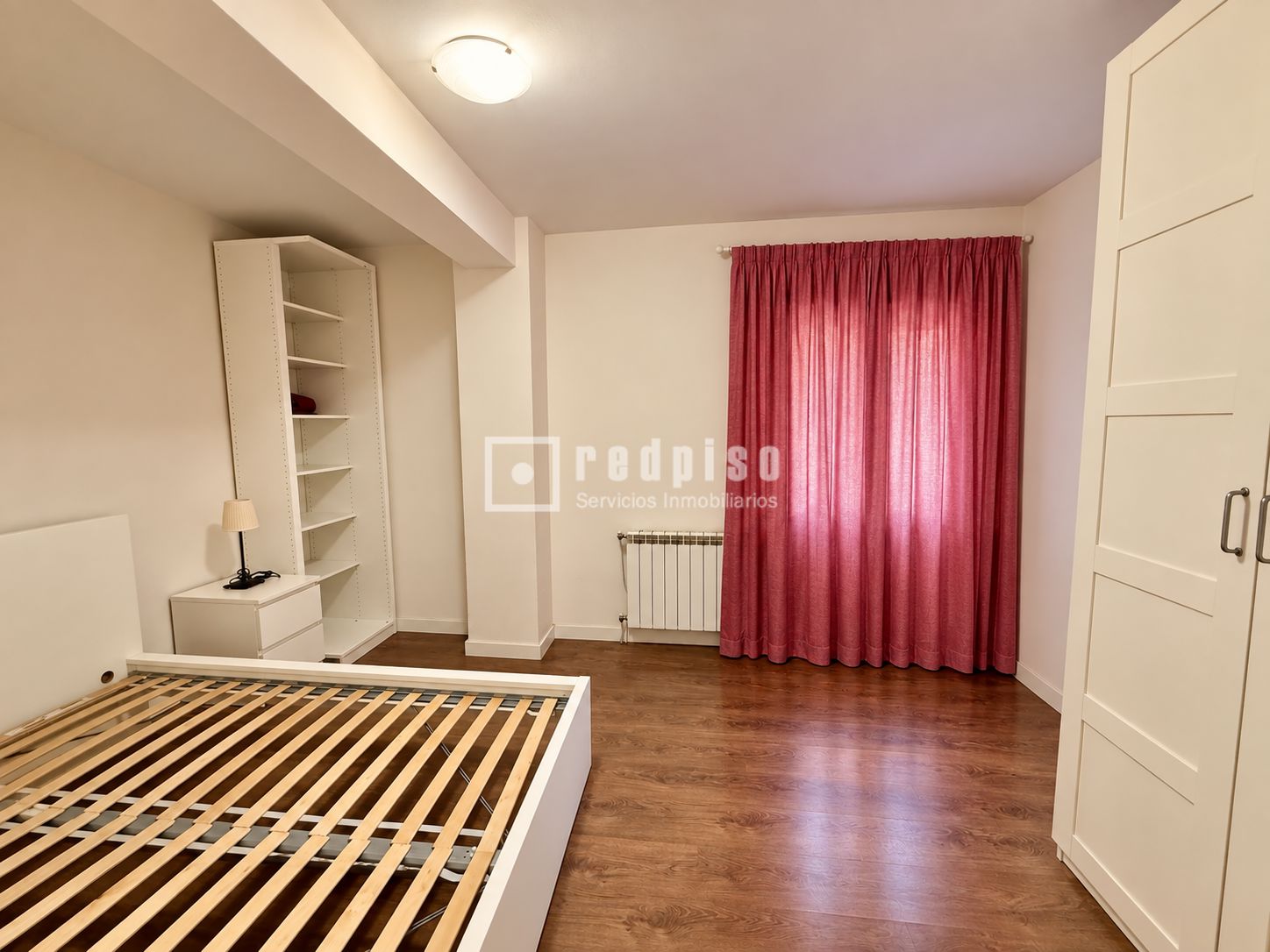 Piso en venta en calle De La Isla De Tavira, Fuencarral-el Pardo, Madrid 12/19