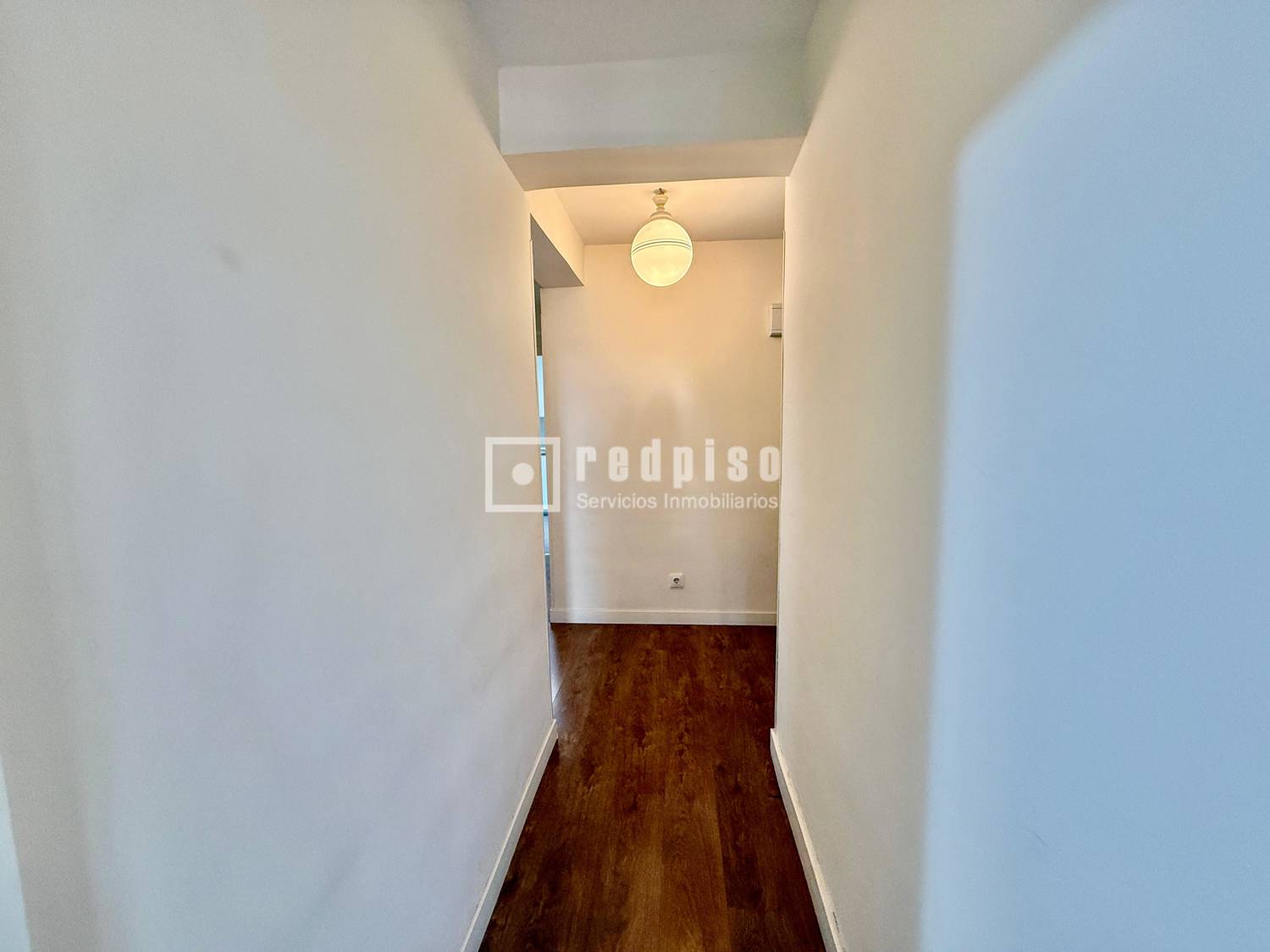 Piso en venta en calle De La Isla De Tavira, Fuencarral-el Pardo, Madrid 18/19