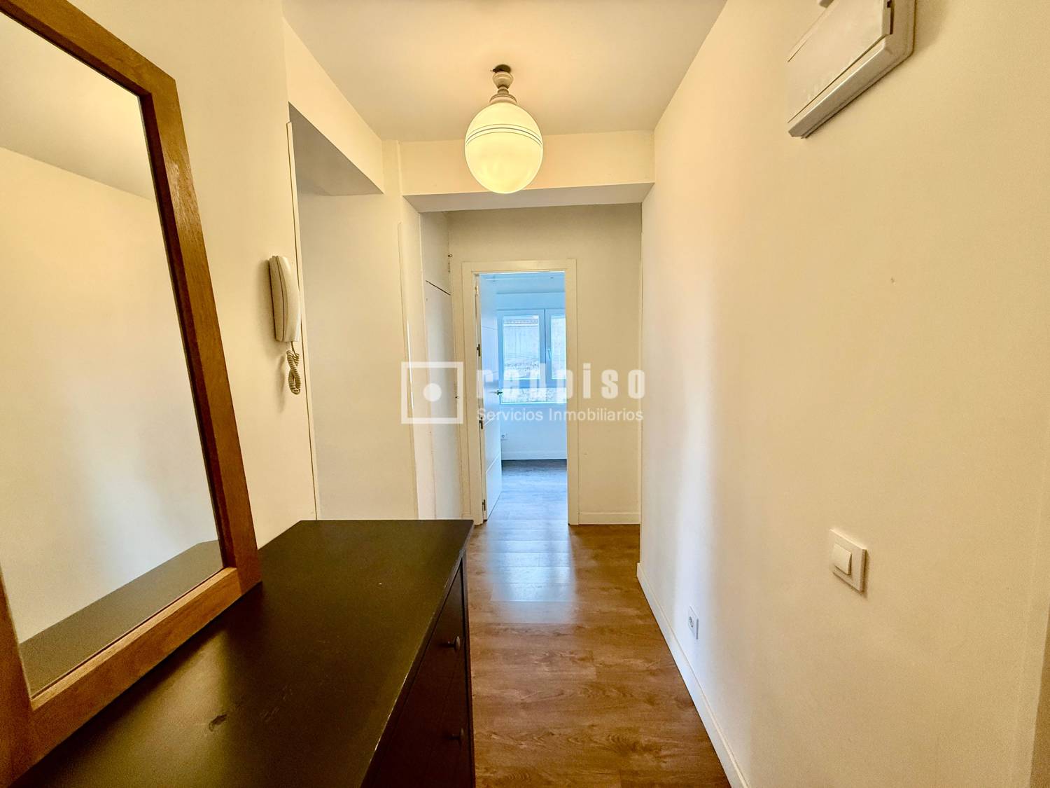 Piso en venta en calle De La Isla De Tavira, Fuencarral-el Pardo, Madrid 17/19