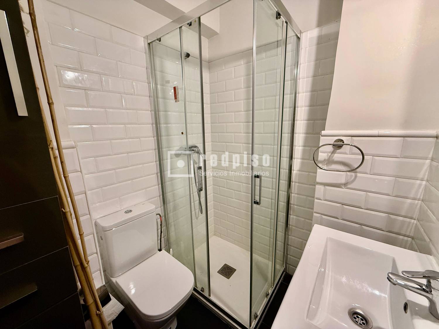 Piso en venta en calle De La Isla De Tavira, Fuencarral-el Pardo, Madrid 6/19
