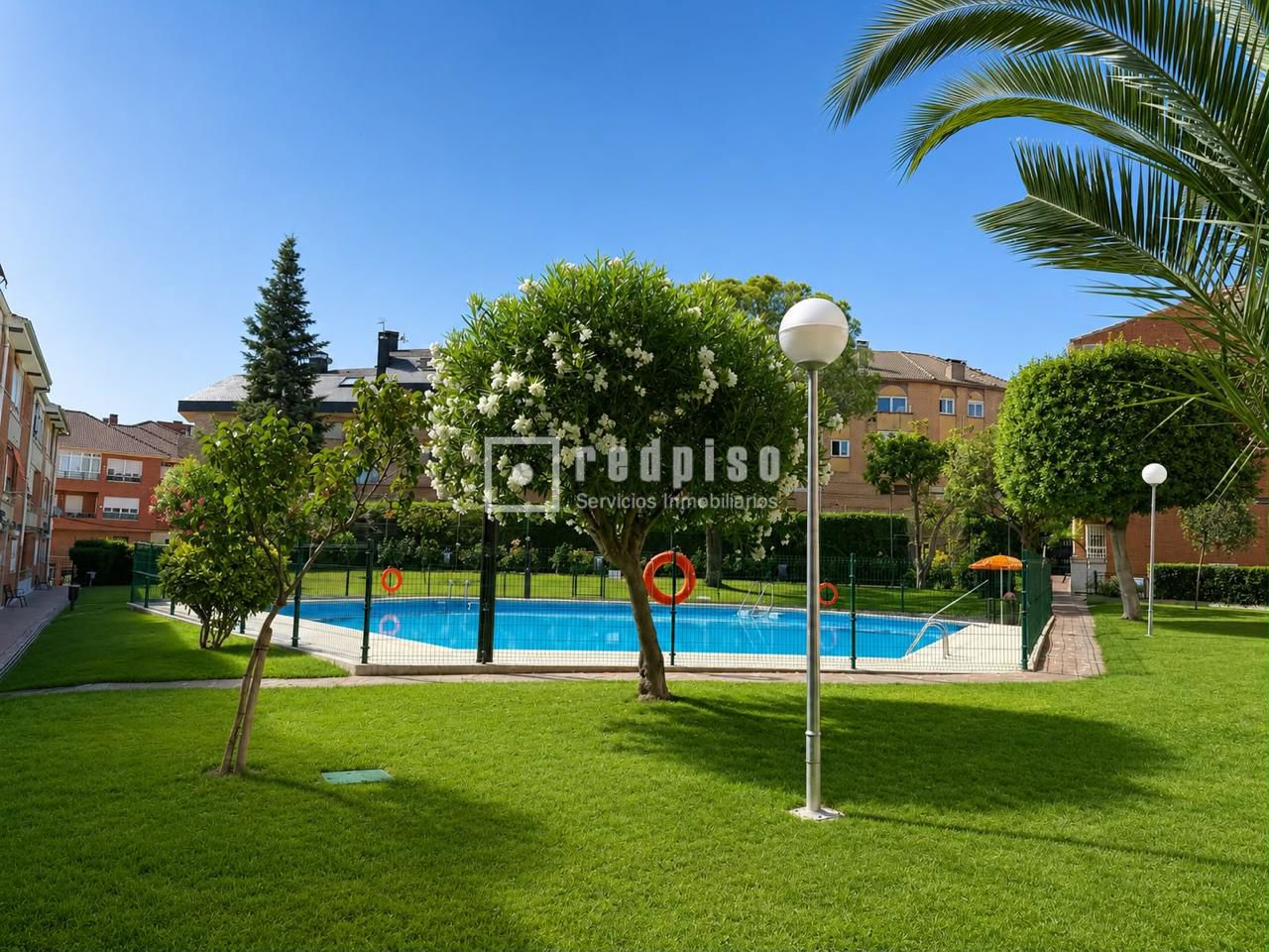 Piso en venta en  Galapagar, Madrid  1/19