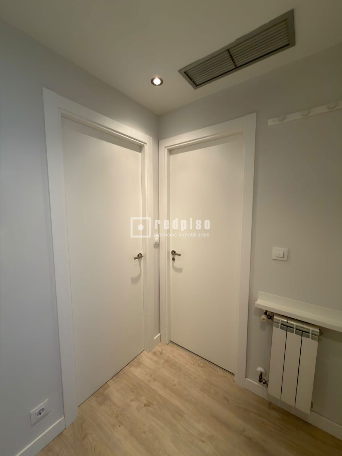 Piso en venta en avenida De La Gran Vía Del Sureste, Vallecas, Madrid 16/32
