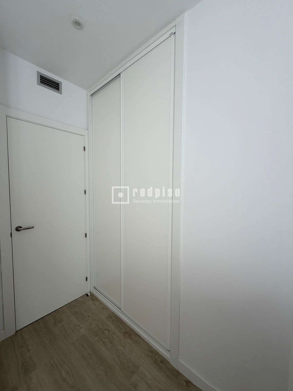 Piso en venta en avenida De La Gran Vía Del Sureste, Vallecas, Madrid 28/32