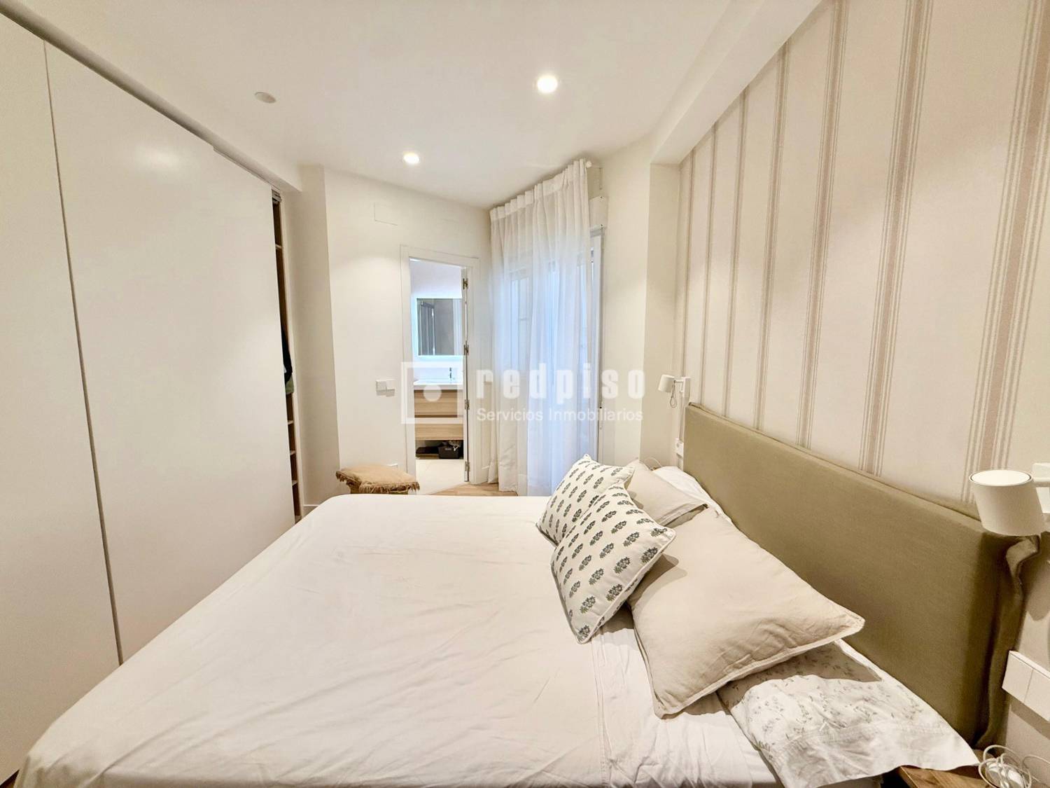 Piso en venta en calle De Dulcinea, Tetuán, Madrid 25/34