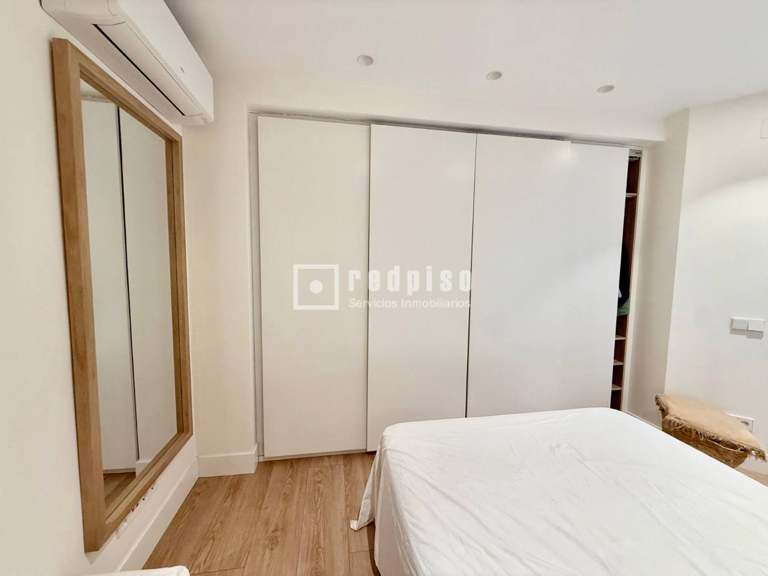Piso en venta en calle De Dulcinea, Tetuán, Madrid 24/34