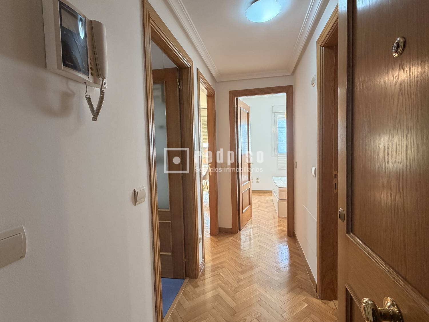 Piso en venta en avenida De La Peseta, Madrid, Madrid 5/19
