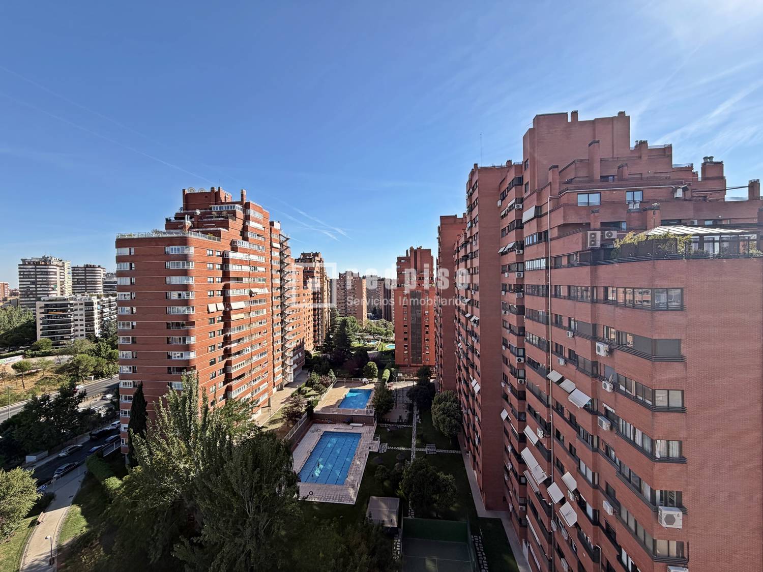 Piso en alquiler en calle De Pastora Imperio, Hortaleza, Madrid 6/34