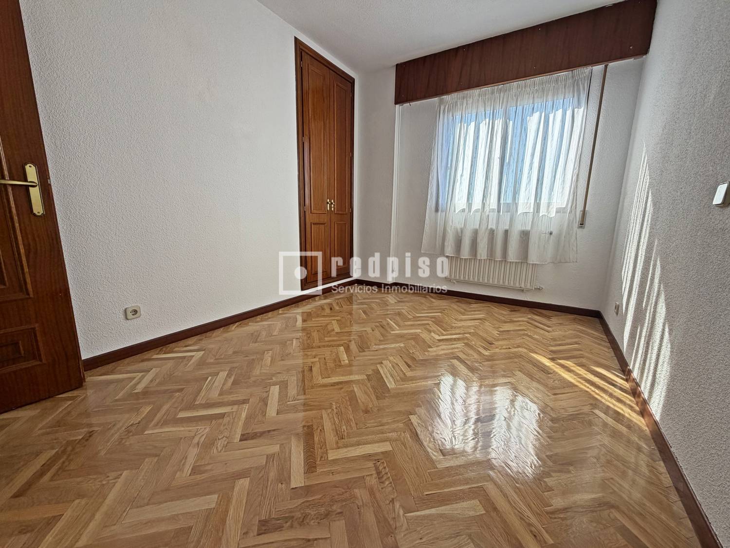 Piso en alquiler en calle De Pastora Imperio, Hortaleza, Madrid 24/34