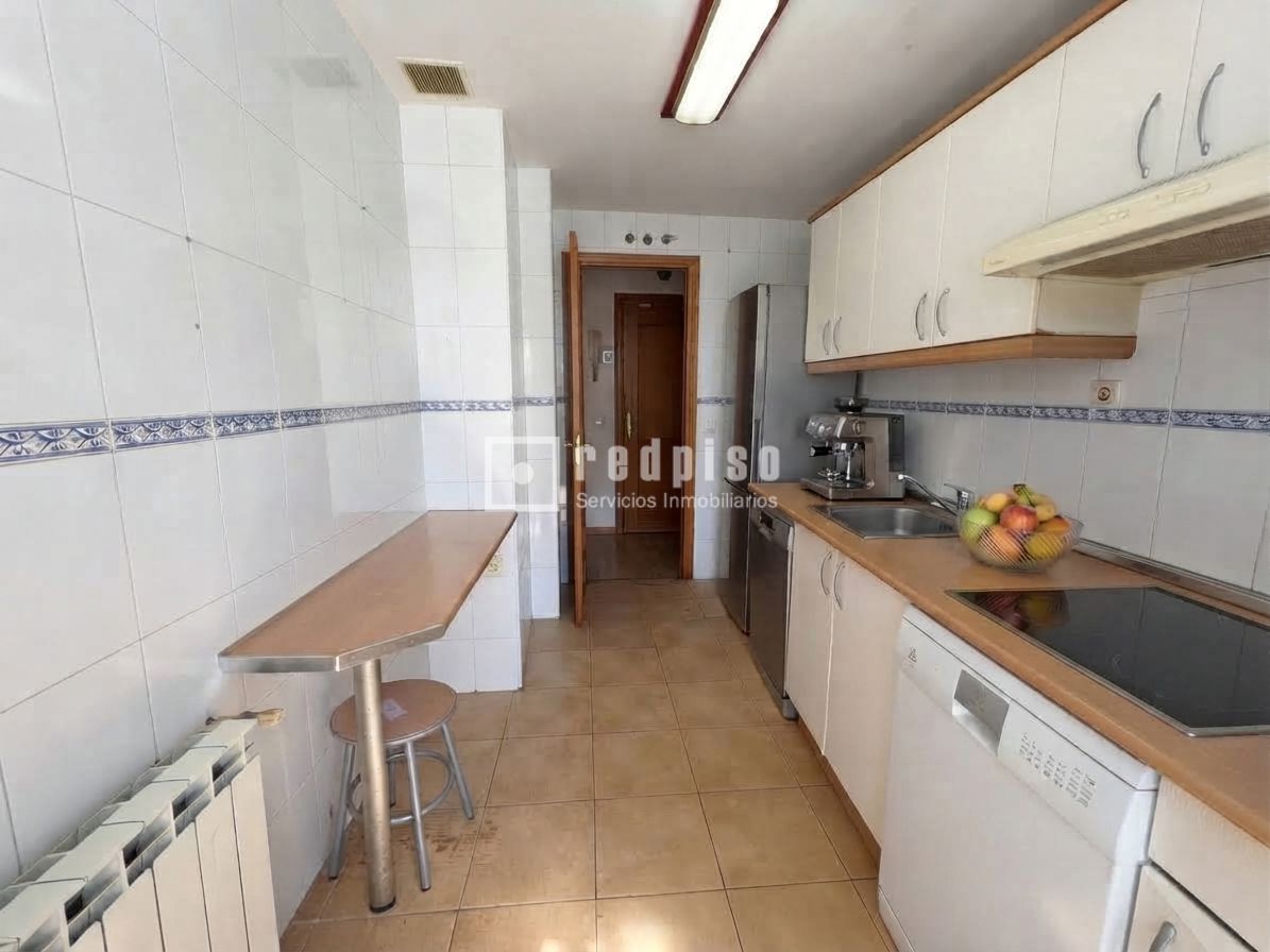 Piso en venta en  Pinto, Madrid  5/30