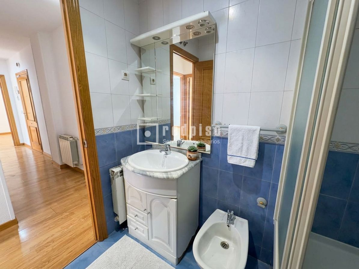 Piso en venta en  Pinto, Madrid  18/30