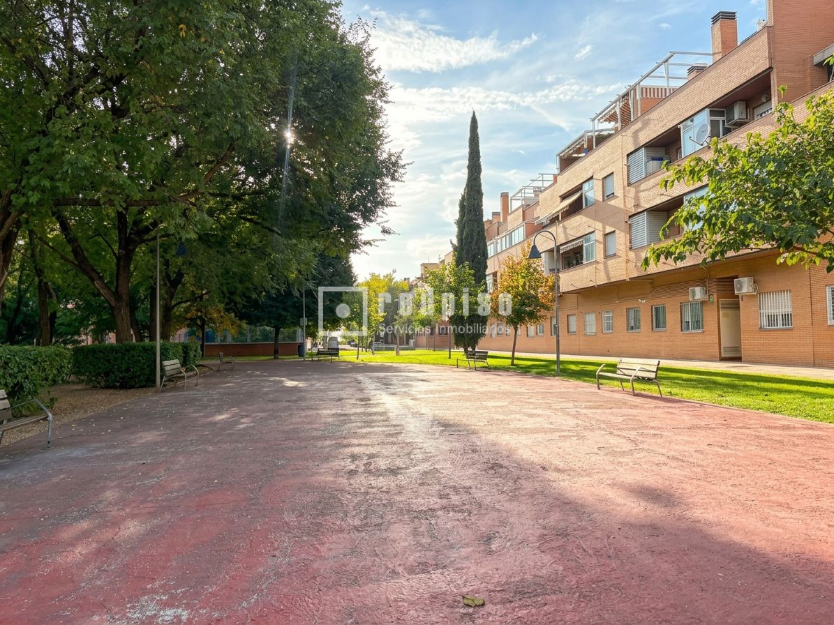 Piso en venta en  Pinto, Madrid  28/30