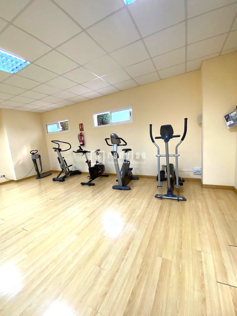 Piso en venta en avenida Del Cerro Milano, Vallecas, Madrid 9/27