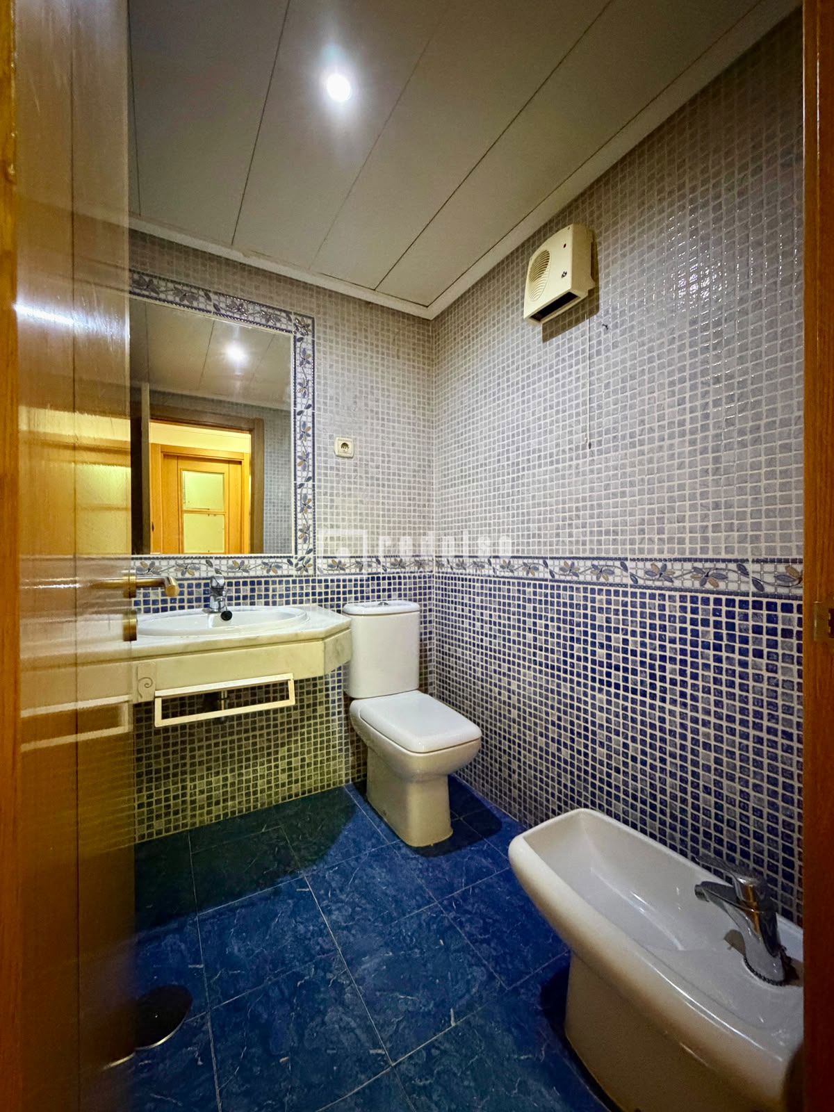 Piso en venta en avenida Del Cerro Milano, Vallecas, Madrid 23/27